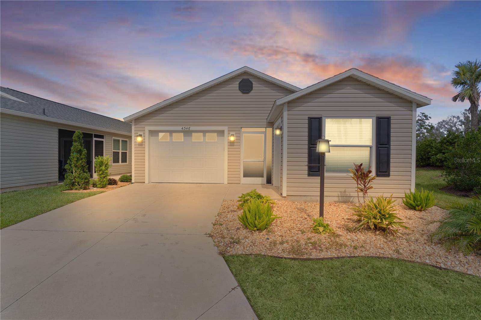 Single Family Residence em THE VILLAGES, FL - Daniel Dourado