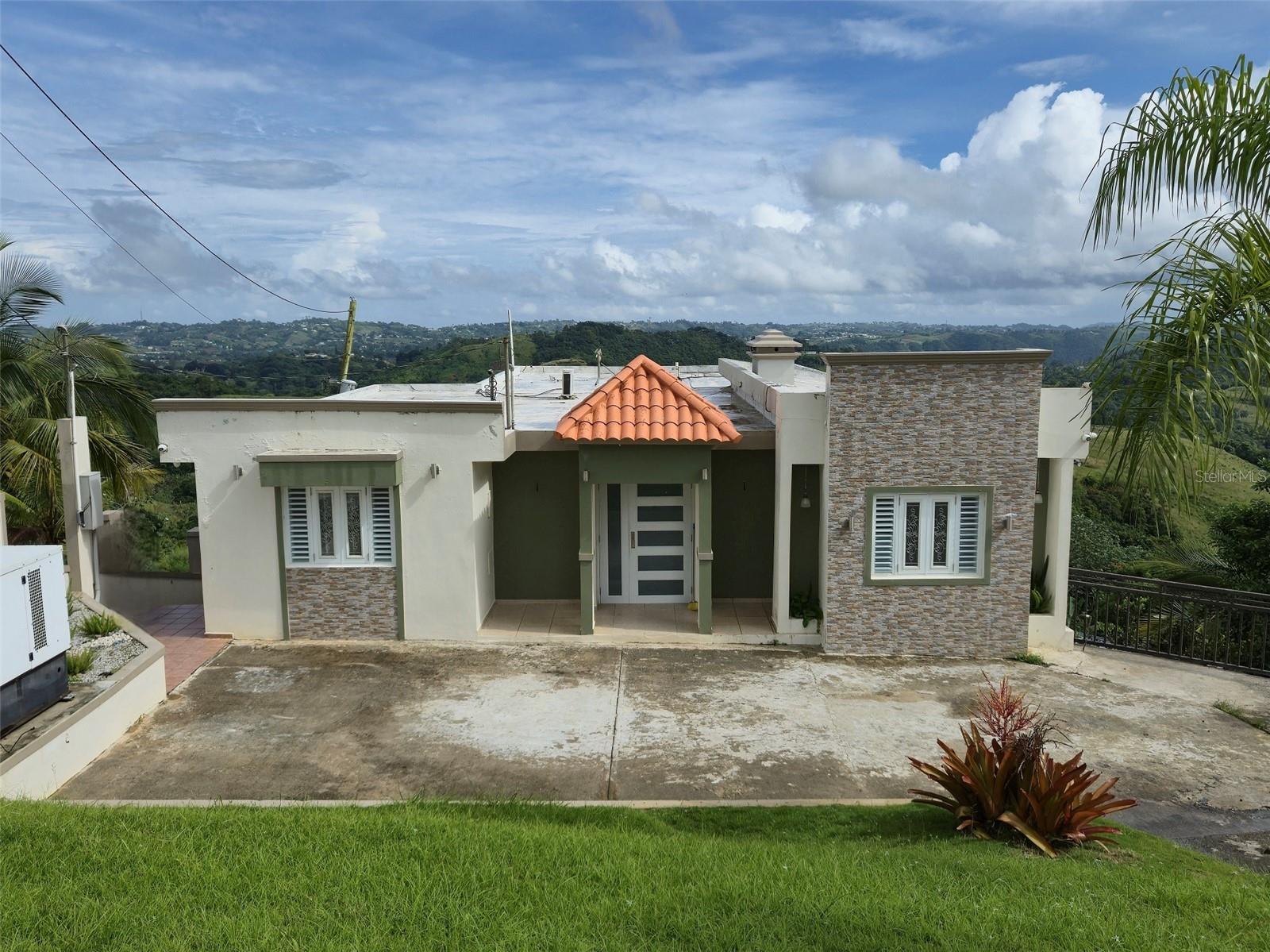 Single Family Residence in BARRANQUITAS, PR - Daniel Dourado