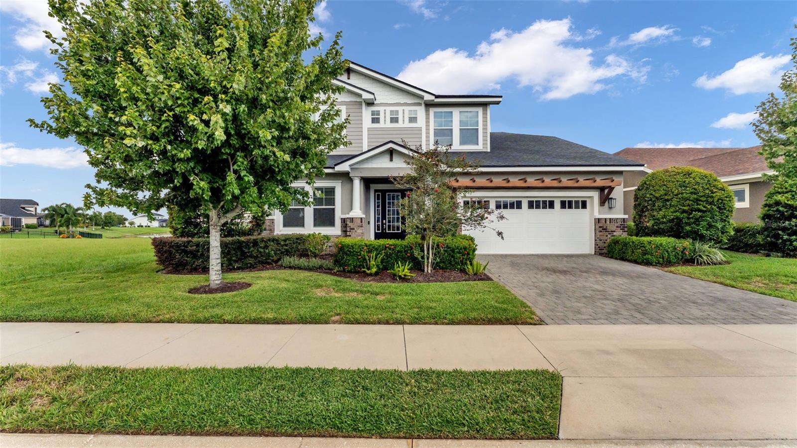 Single Family Residence in AUBURNDALE, FL - Daniel Dourado