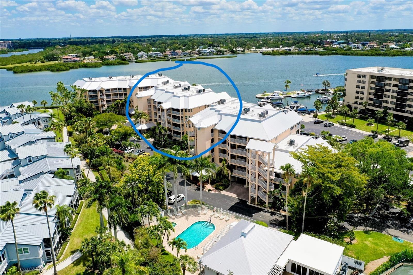 Condominium in SARASOTA, FL - Daniel Dourado