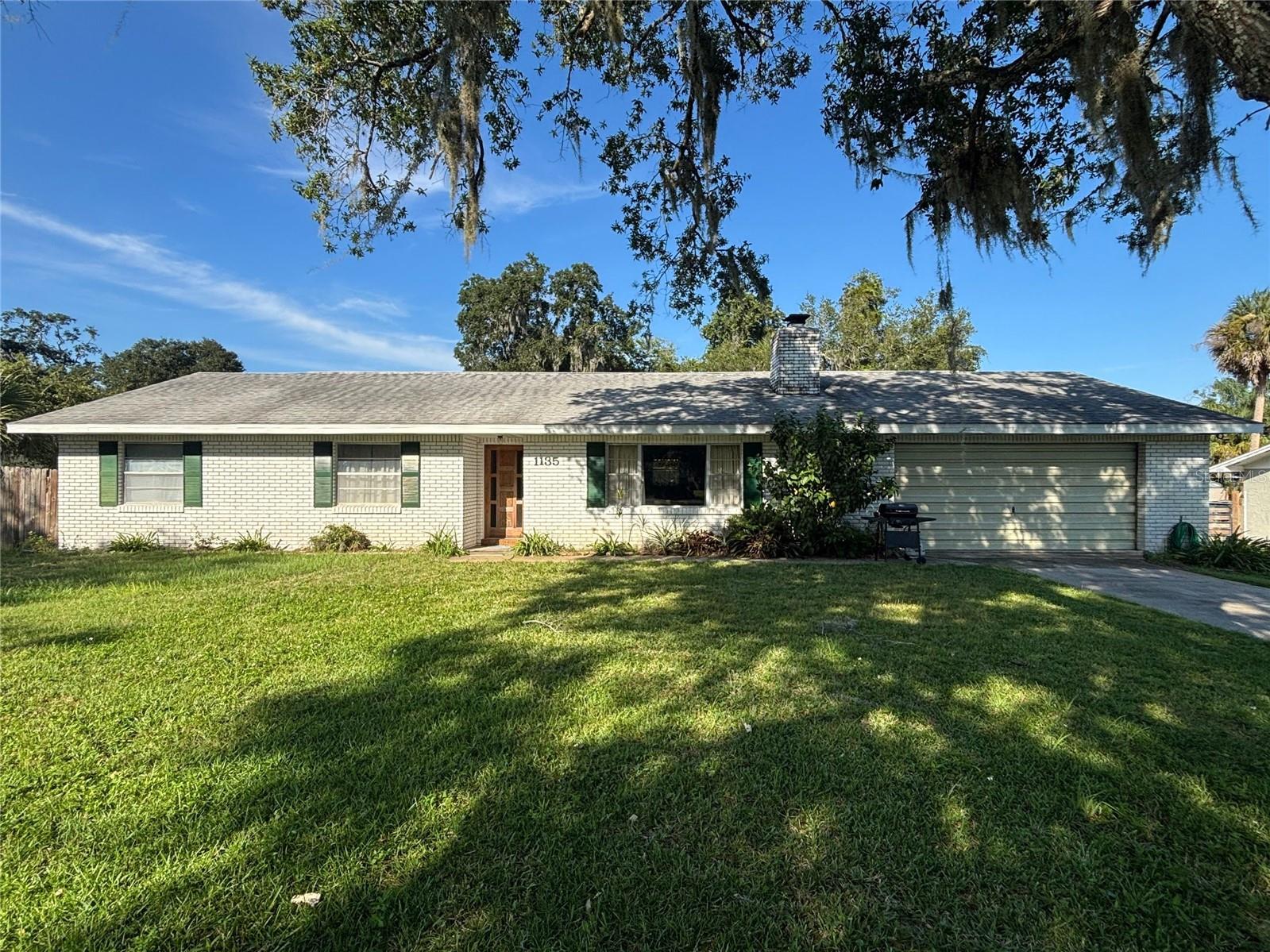 Single Family Residence em ORMOND BEACH, FL - Daniel Dourado