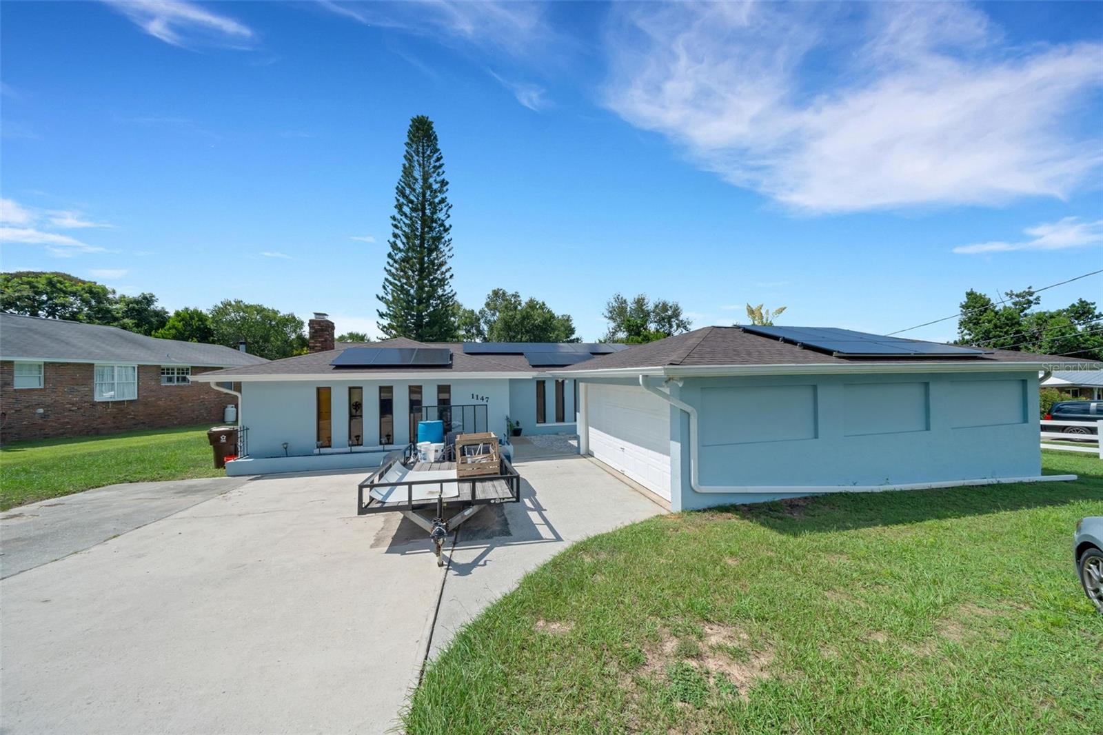 Single Family Residence in LAKE WALES, FL - Daniel Dourado