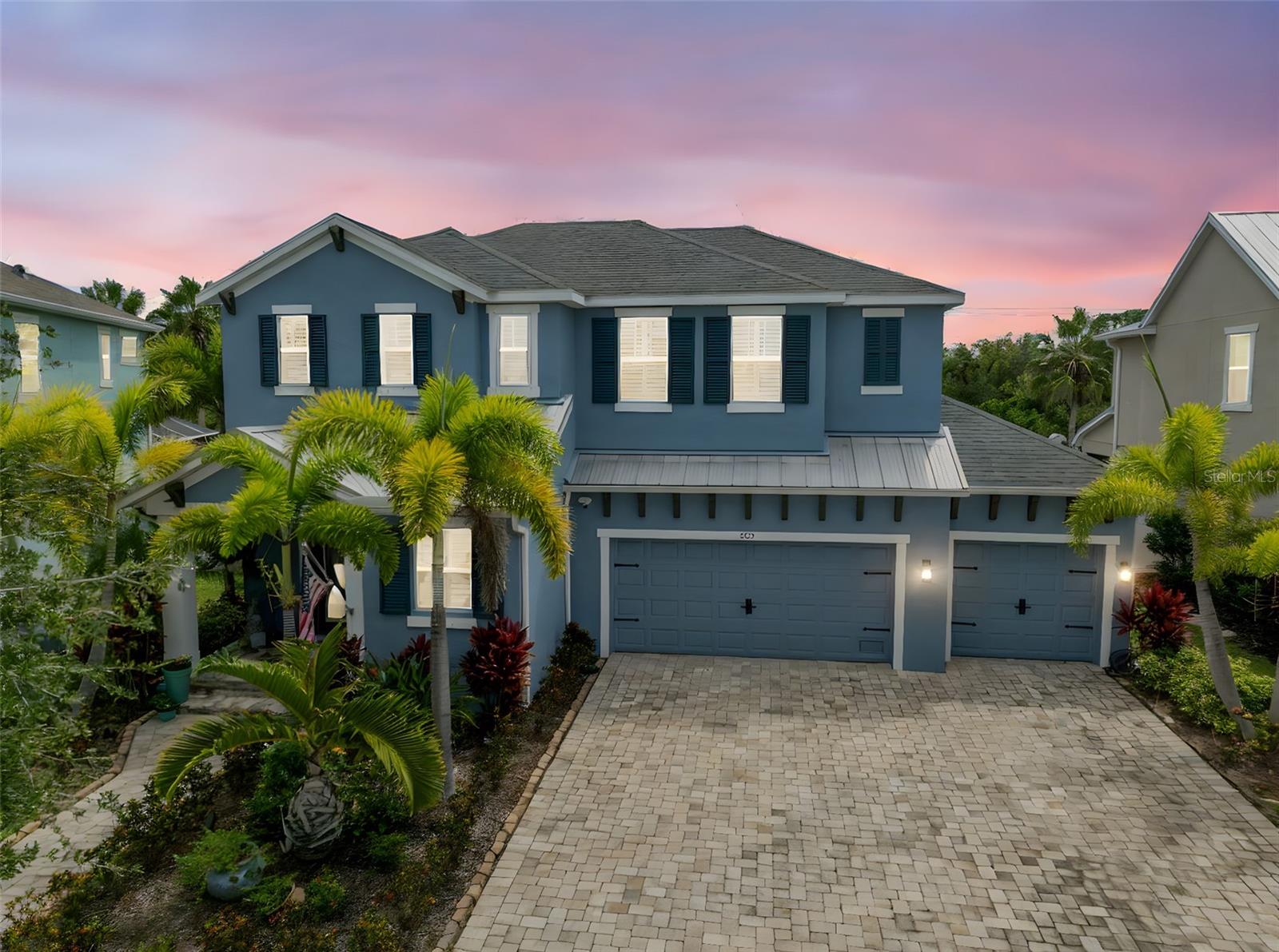 Single Family Residence in APOLLO BEACH, FL - Daniel Dourado
