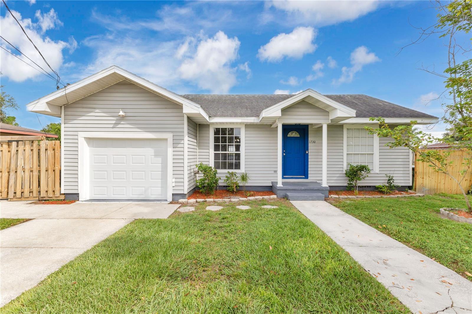 Single Family Residence in LAKELAND, FL - Daniel Dourado