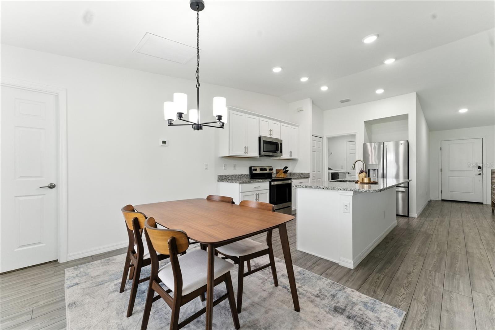 Single Family Residence in CAPE CORAL, FL - Daniel Dourado