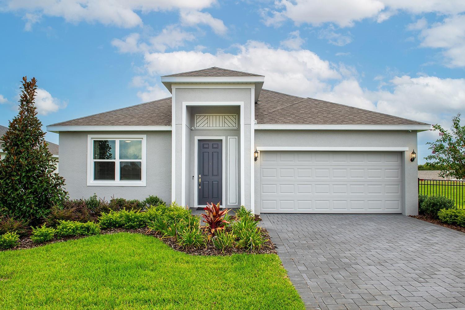Single Family Residence in HAINES CITY, FL - Daniel Dourado