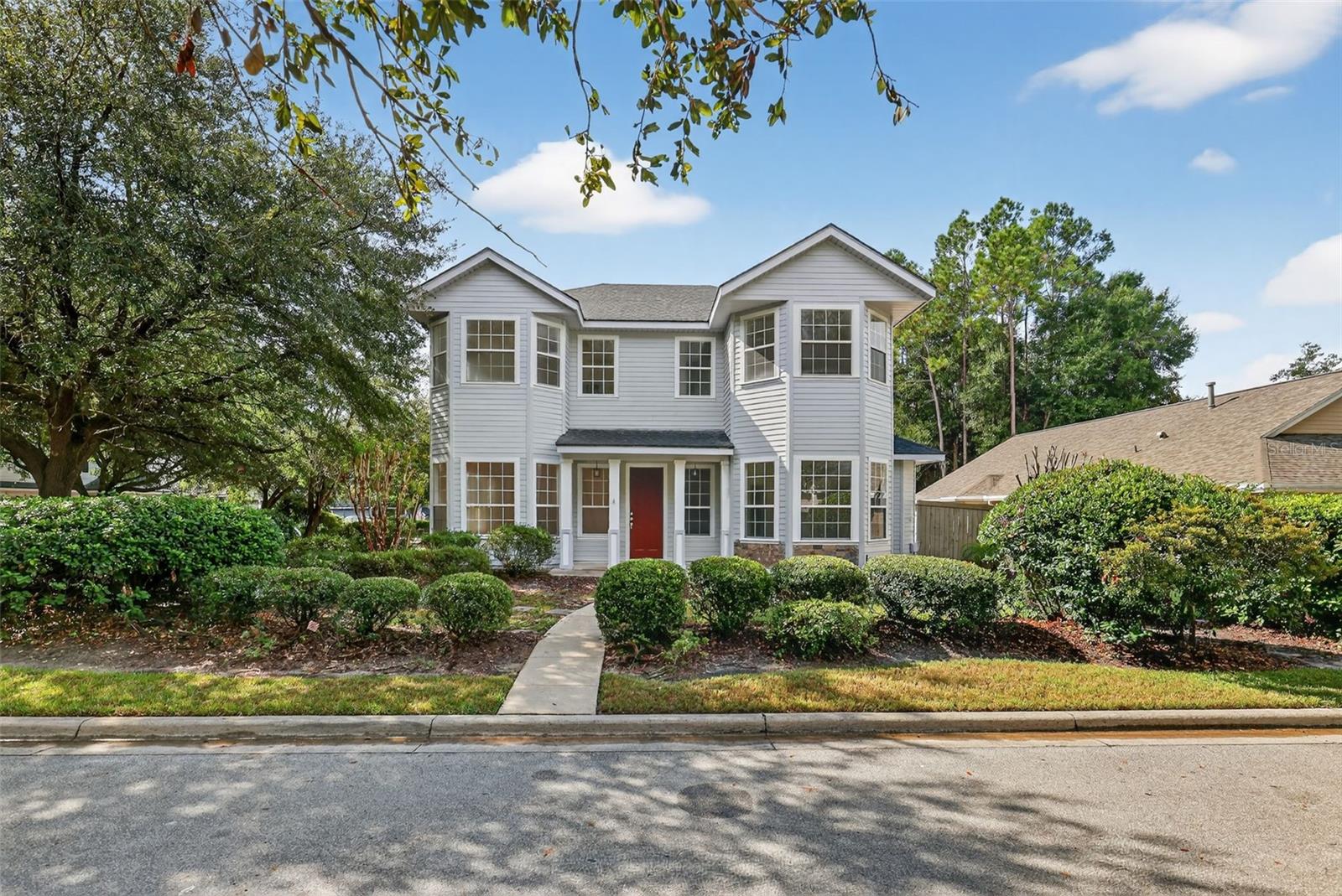 Single Family Residence in GAINESVILLE, FL - Daniel Dourado