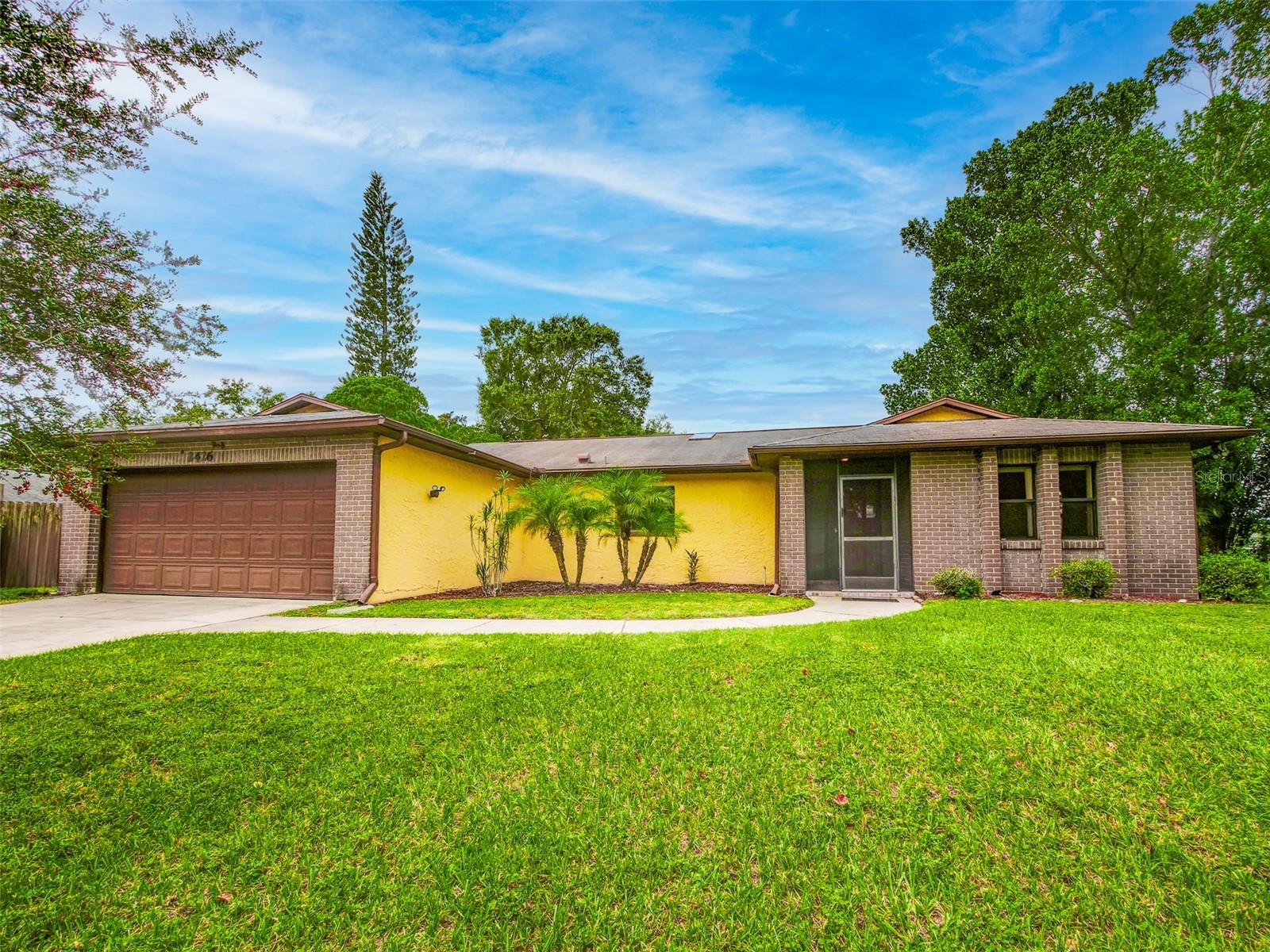 Single Family Residence em KISSIMMEE, FL - Daniel Dourado