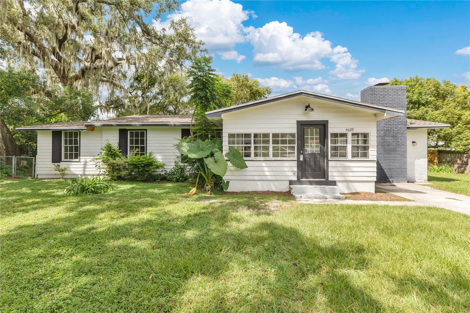 Single Family Residence in LAKELAND, FL - Daniel Dourado