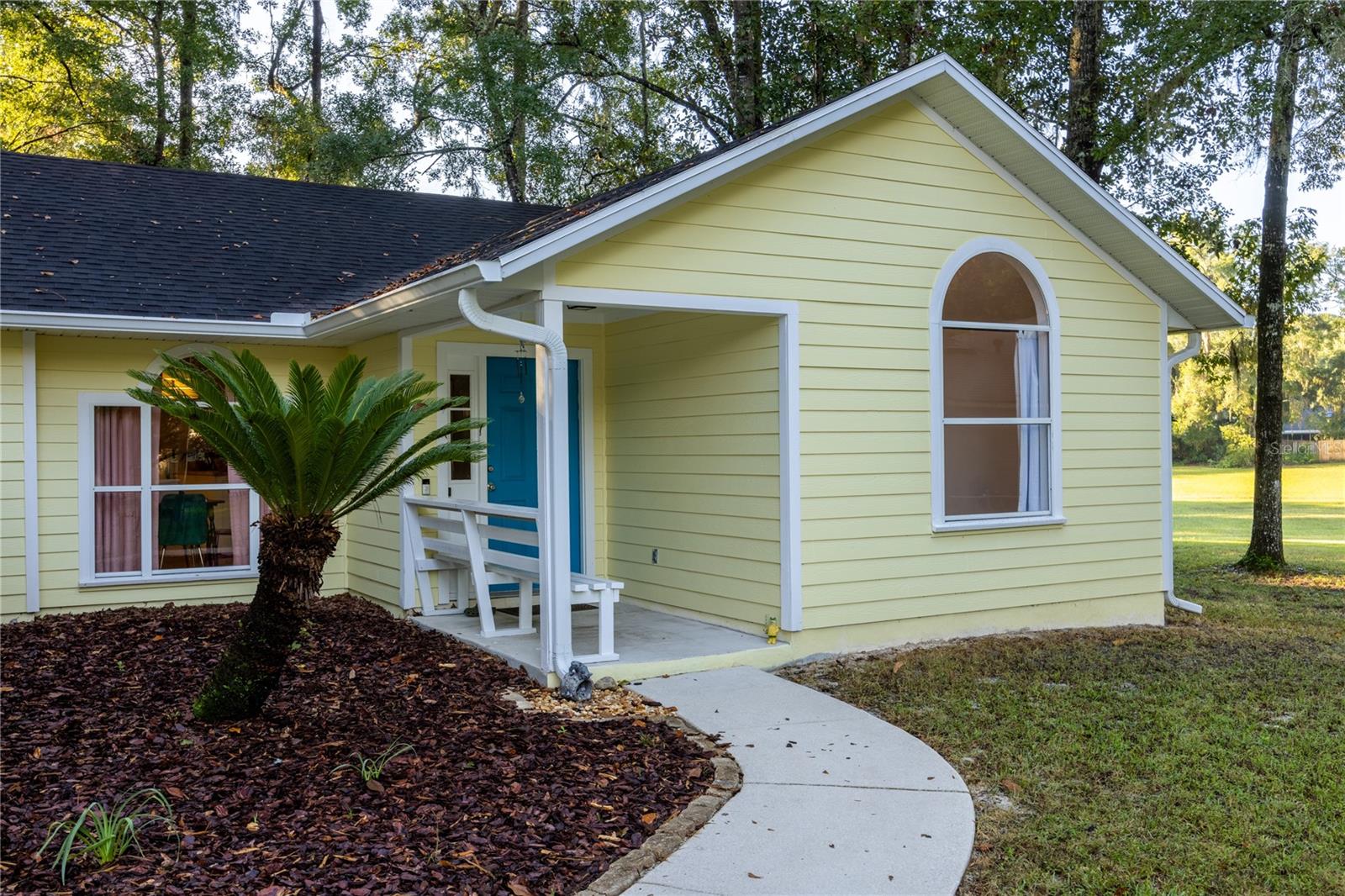Single Family Residence in GAINESVILLE, FL - Daniel Dourado
