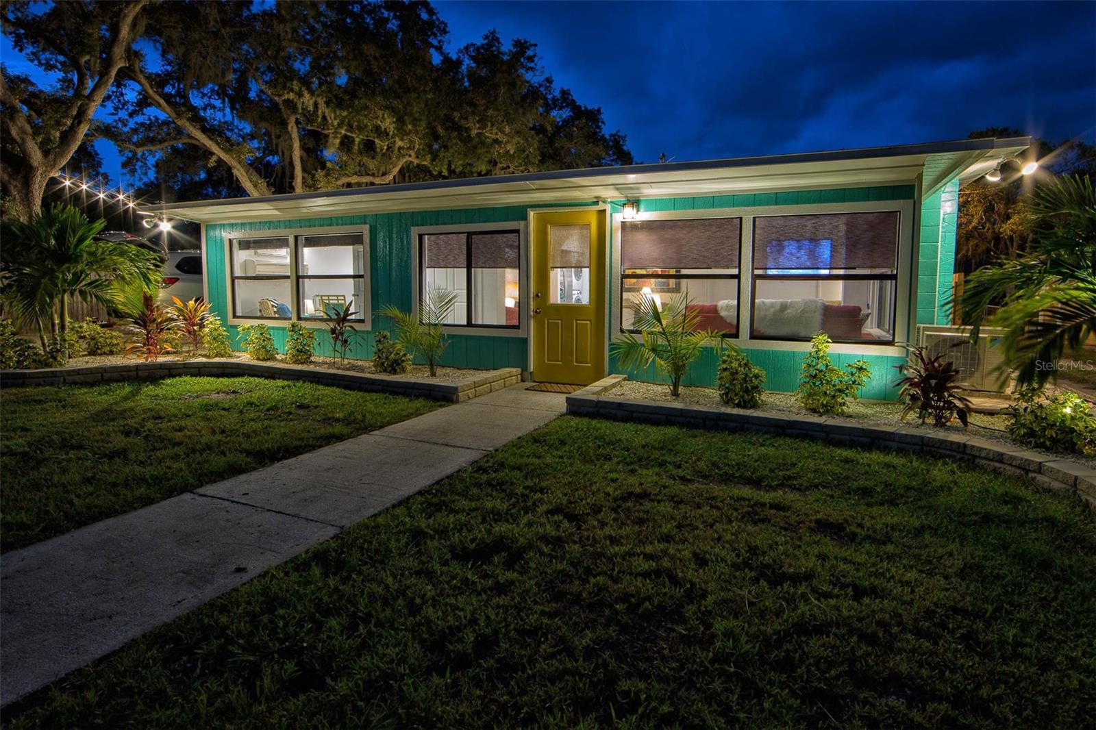 Single Family Residence em SAFETY HARBOR, FL - Daniel Dourado