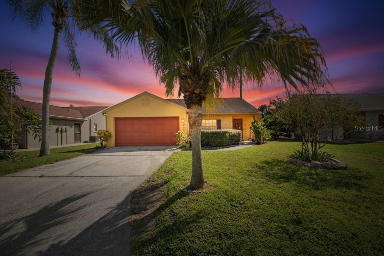 Single Family Residence in NEW PORT RICHEY, FL - Daniel Dourado