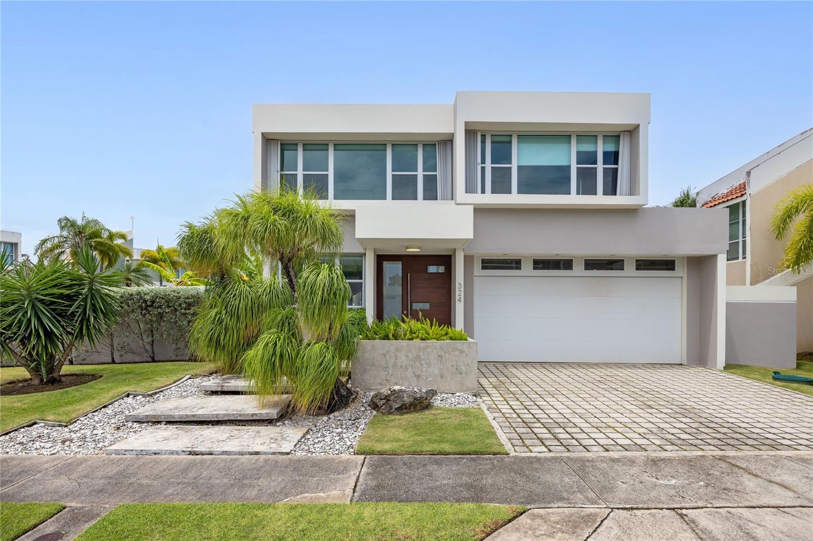 Single Family Residence em DORADO, PR - Daniel Dourado