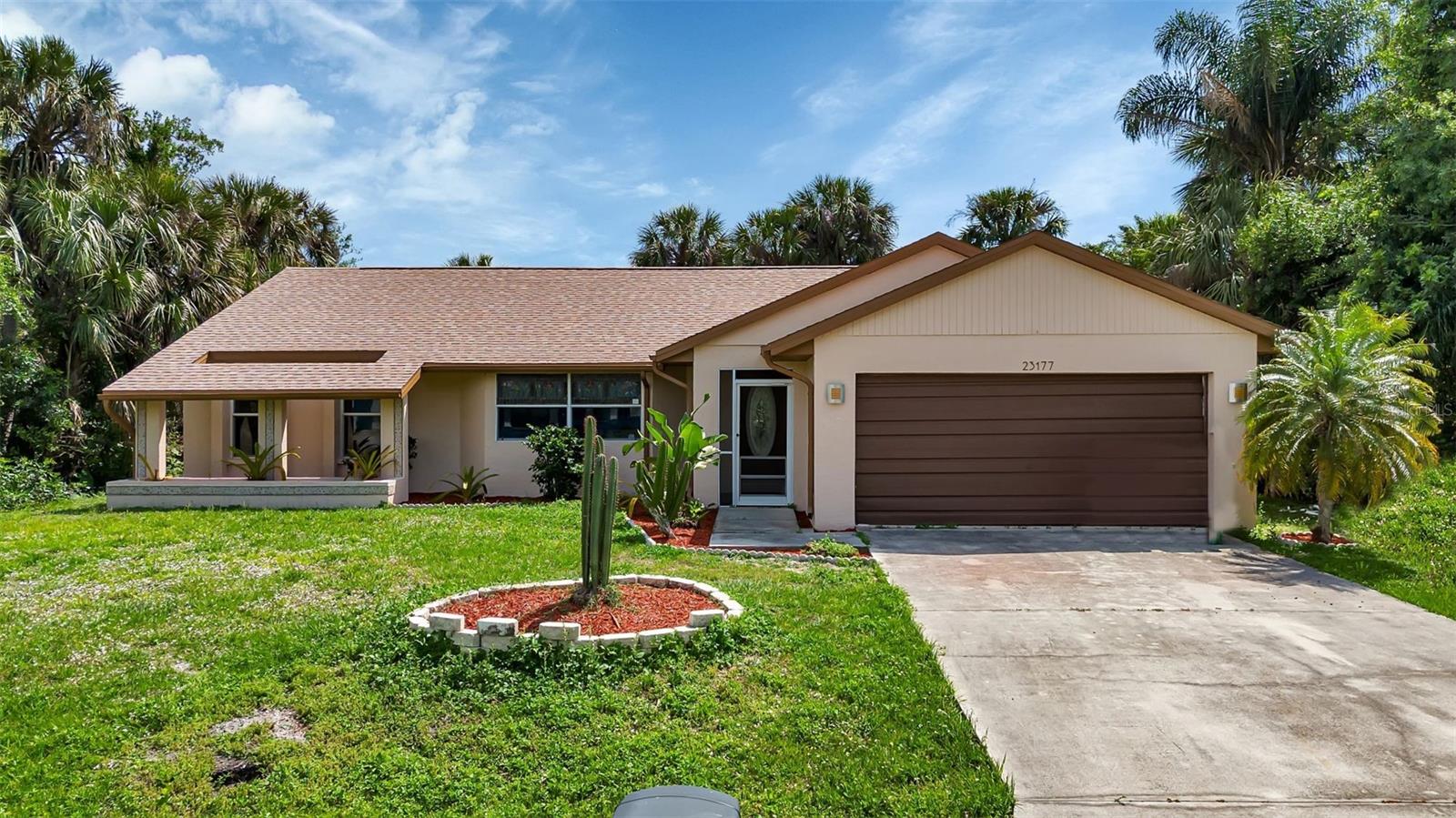 Single Family Residence em PUNTA GORDA, FL - Daniel Dourado