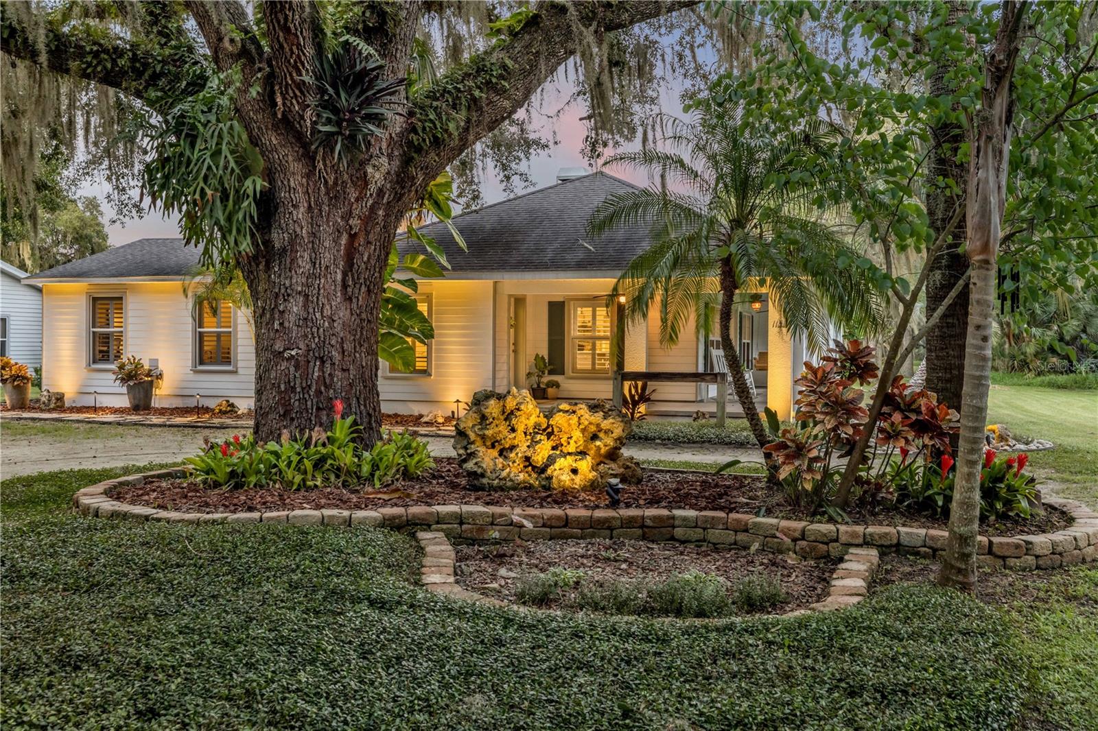 Single Family Residence em OSTEEN, FL - Daniel Dourado