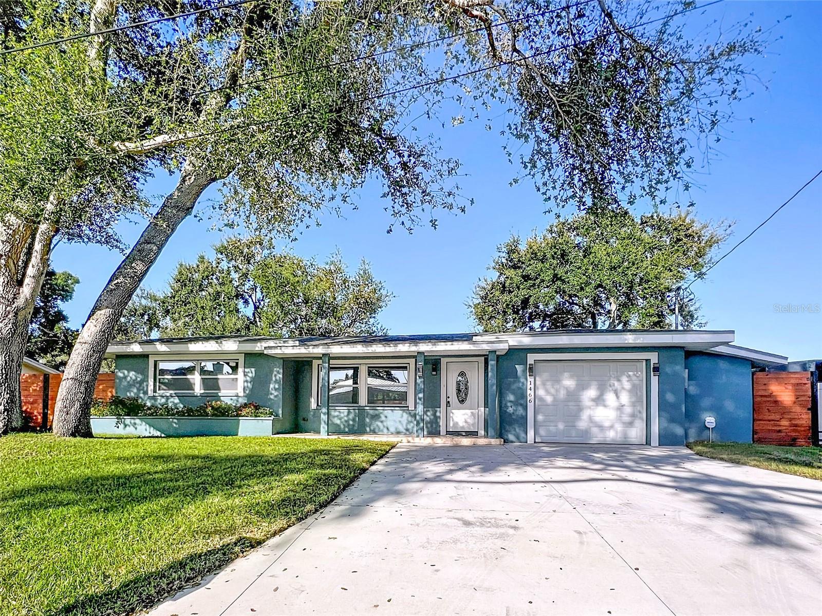 Single Family Residence em CLEARWATER, FL - Daniel Dourado