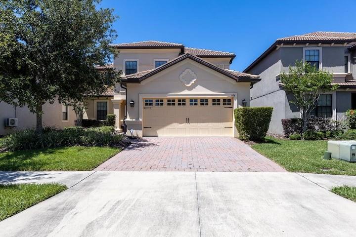 Single Family Residence em DAVENPORT, FL - Daniel Dourado