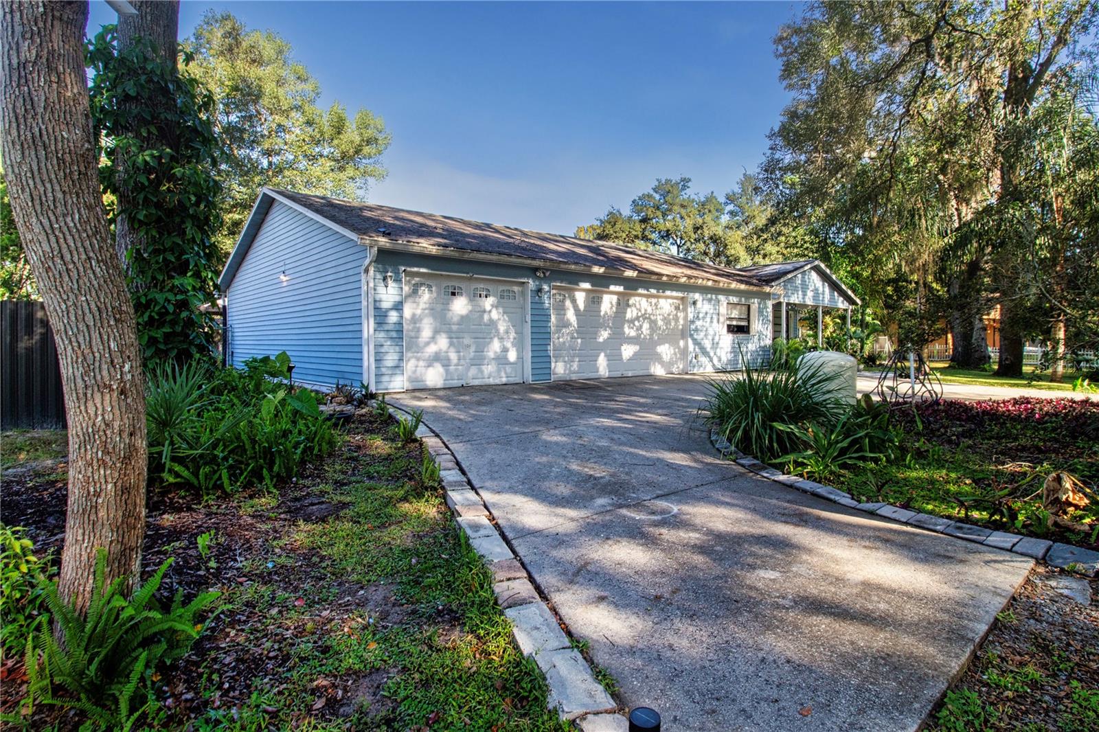 Single Family Residence em BROOKSVILLE, FL - Daniel Dourado