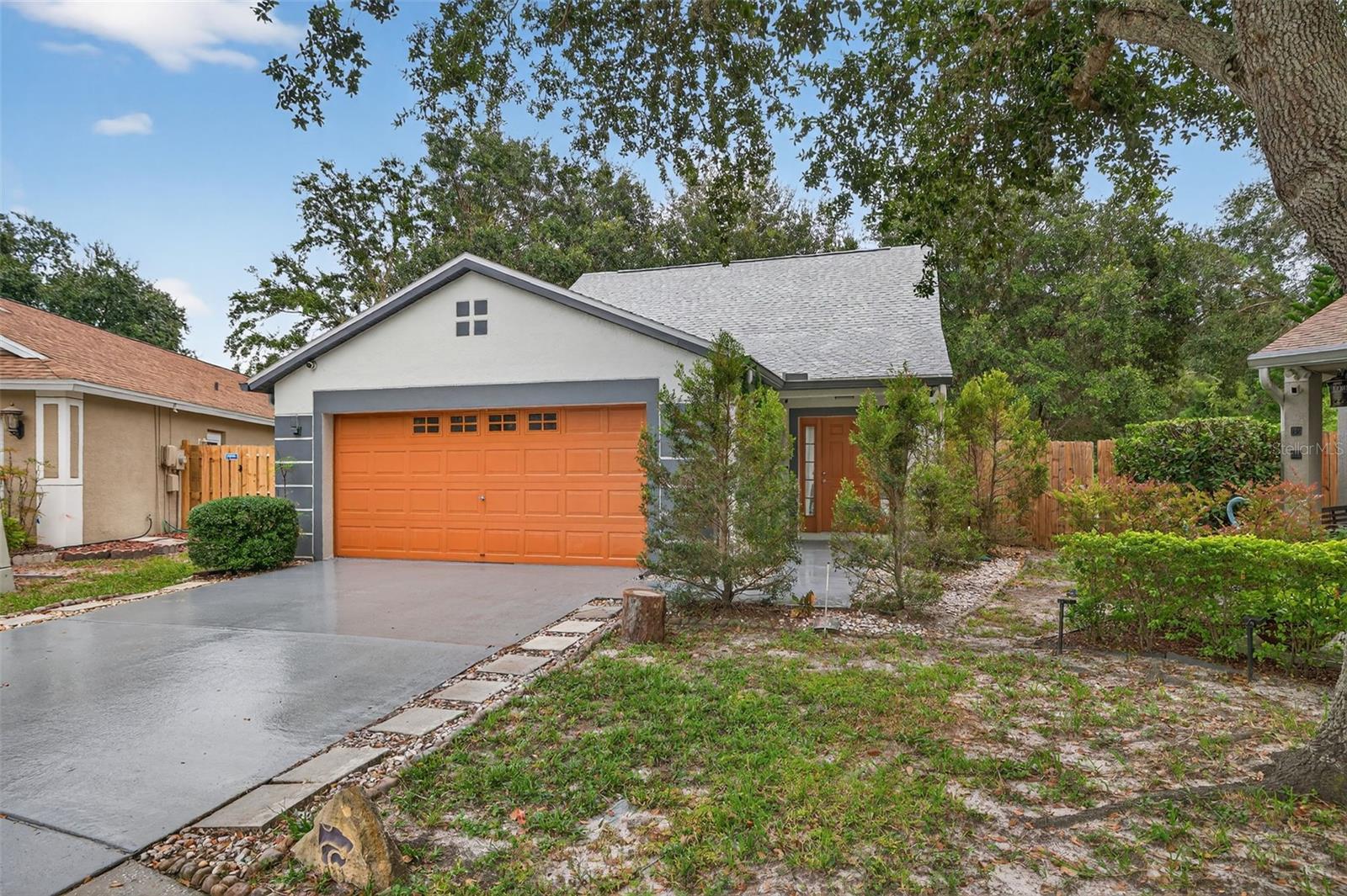 Single Family Residence em LUTZ, FL - Daniel Dourado