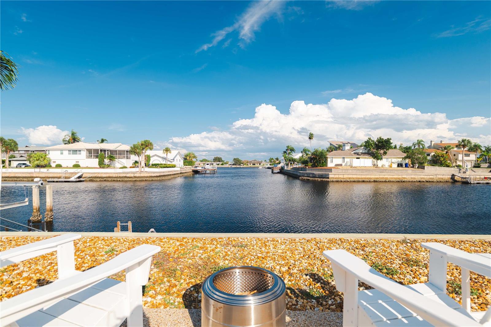 Single Family Residence in NEW PORT RICHEY, FL - Daniel Dourado