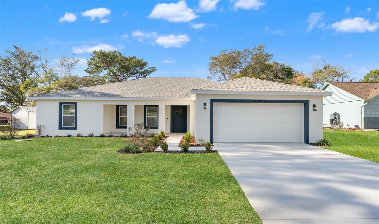 Single Family Residence em SPRING HILL, FL - Daniel Dourado