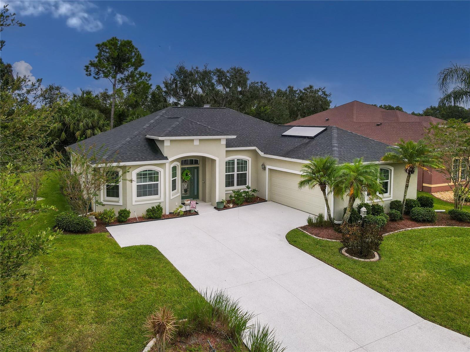 Single Family Residence in PARRISH, FL - Daniel Dourado