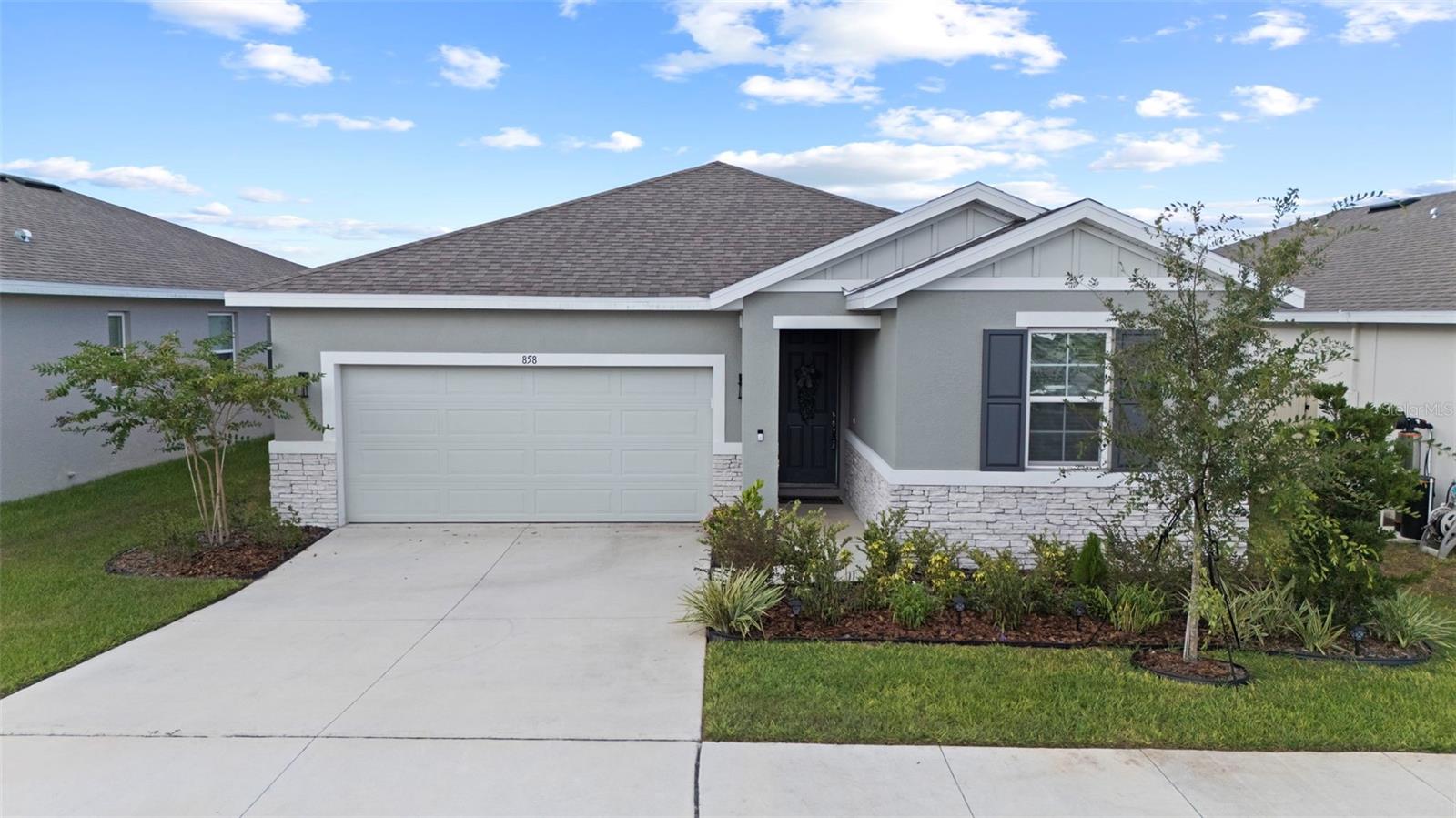 Single Family Residence in LAKE WALES, FL - Daniel Dourado