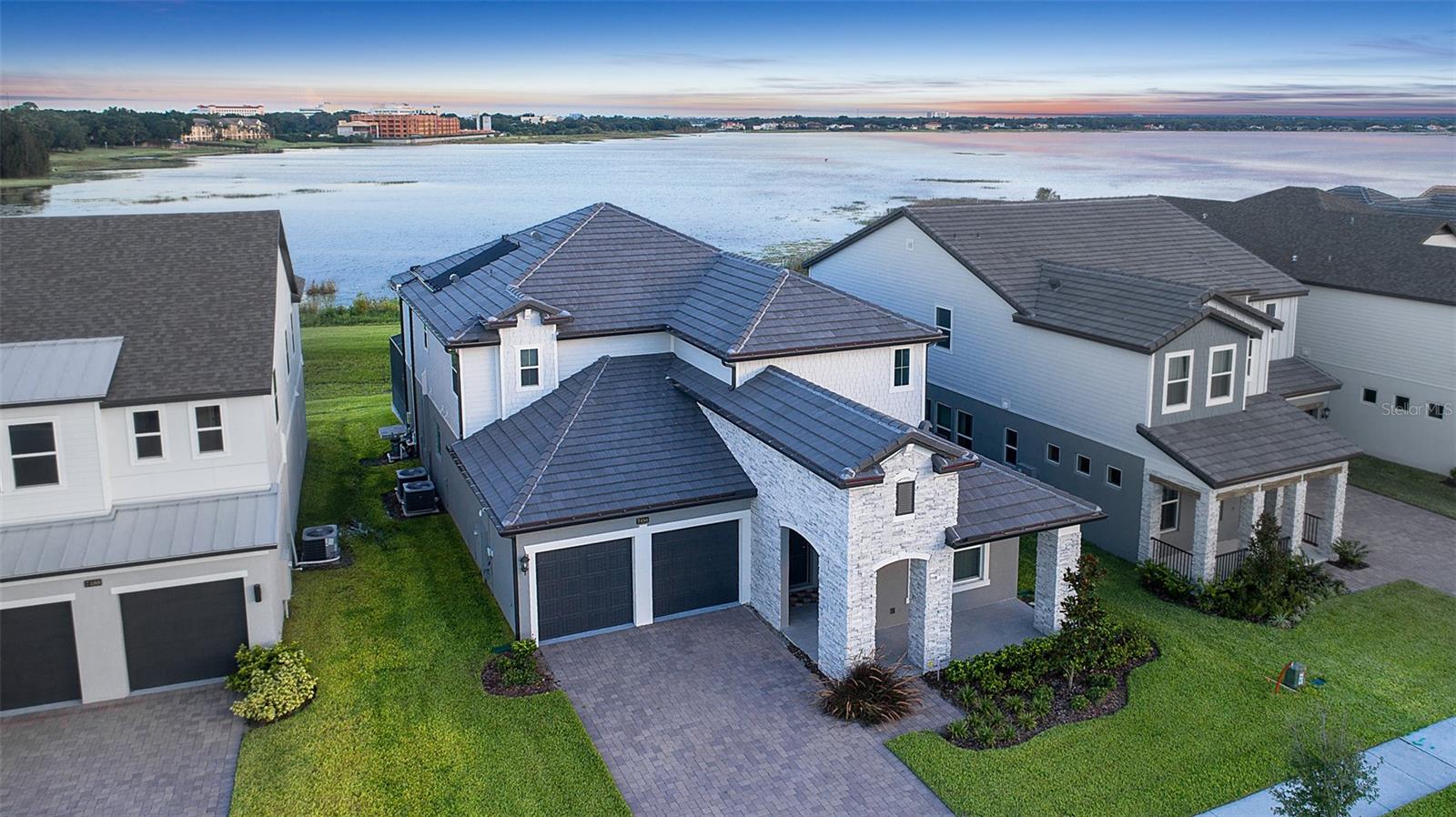 Single Family Residence em ORLANDO, FL - Daniel Dourado