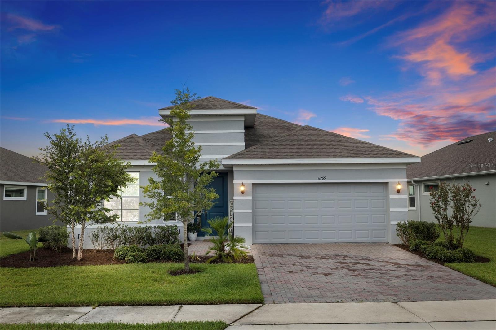 Single Family Residence in PARRISH, FL - Daniel Dourado