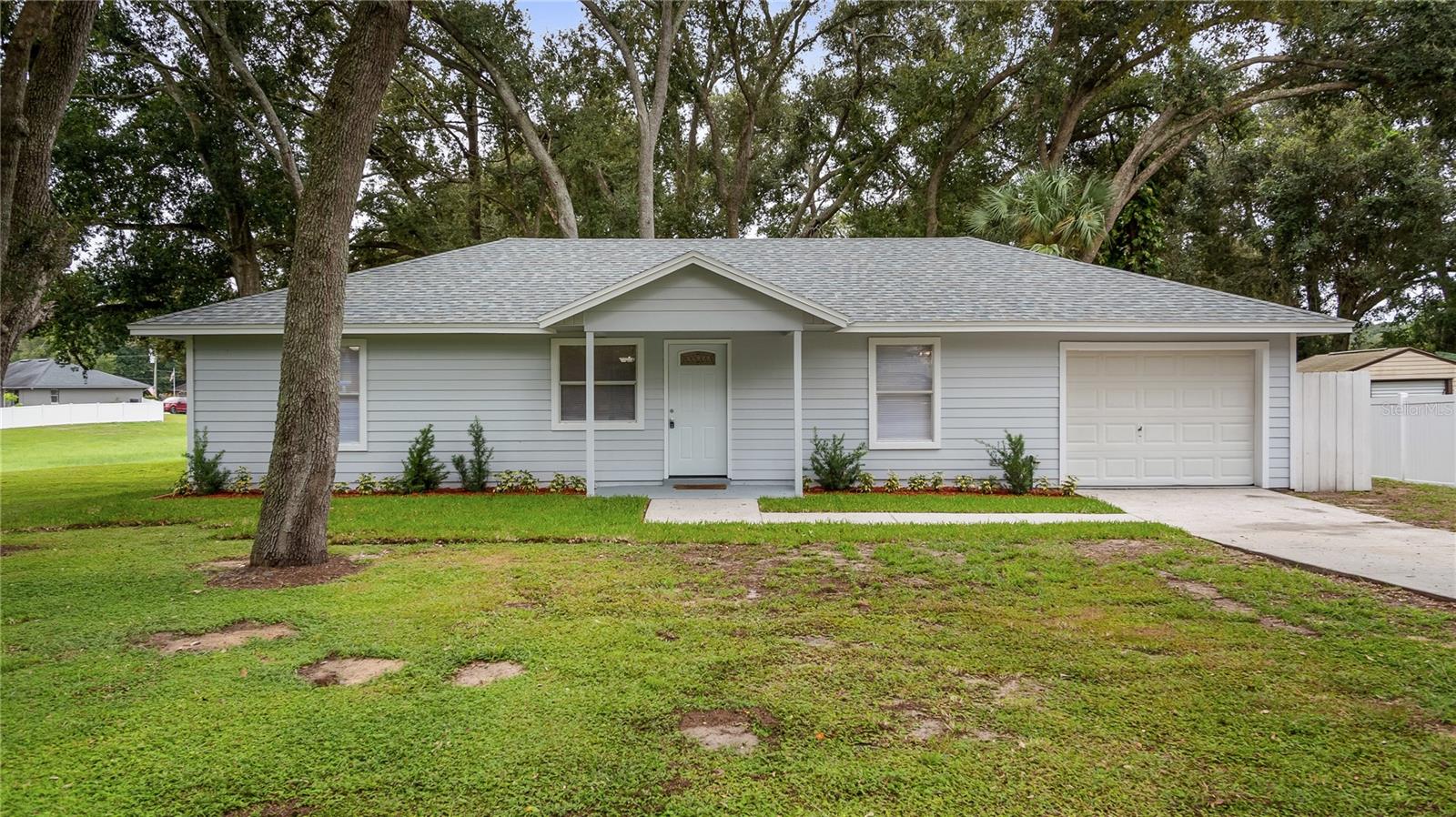 Single Family Residence em MINNEOLA, FL - Daniel Dourado