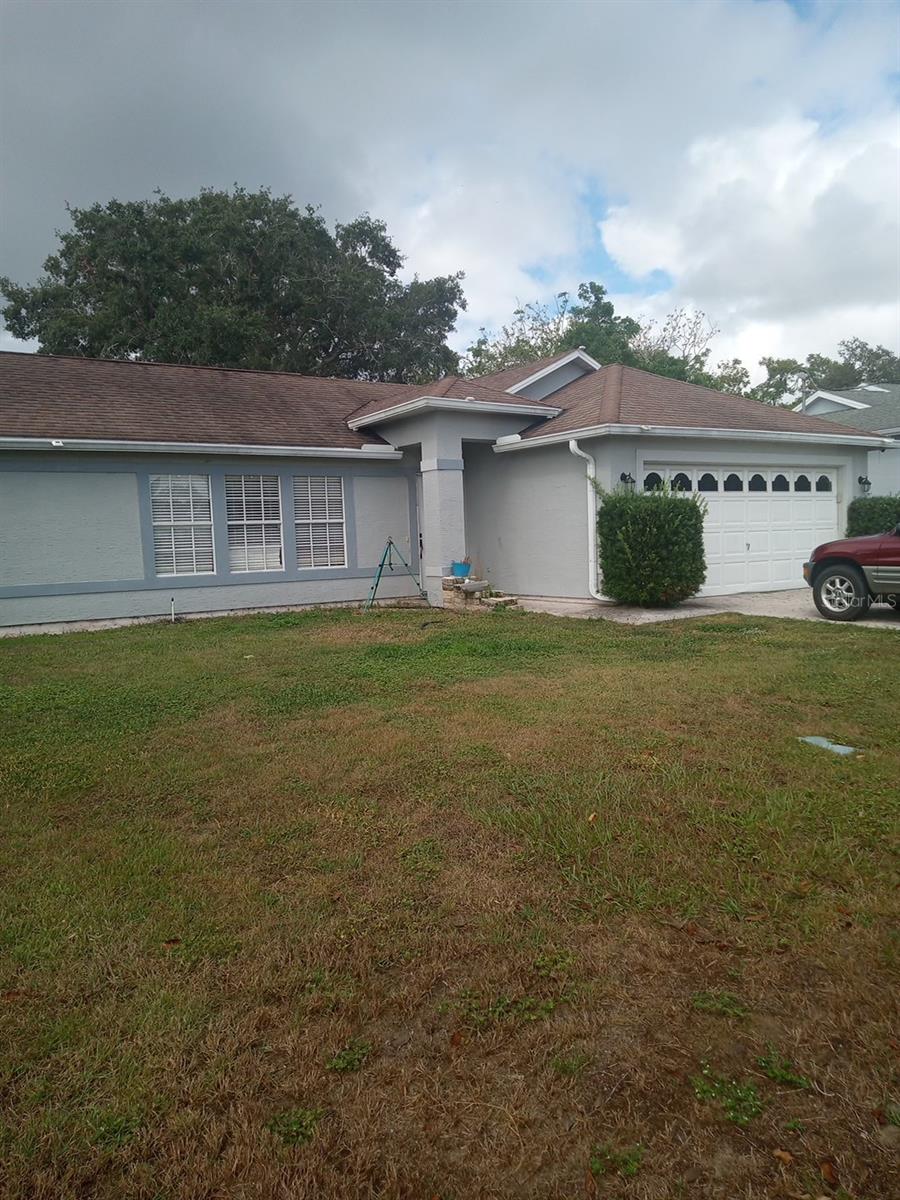 Single Family Residence em SPRING HILL, FL - Daniel Dourado