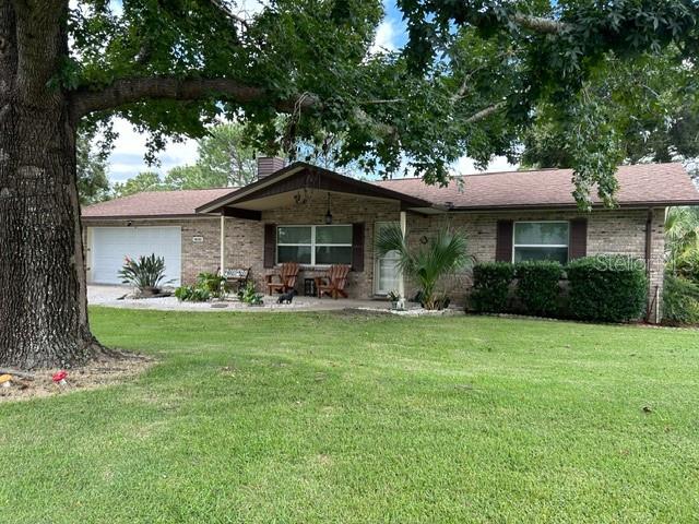 Single Family Residence em SUMMERFIELD, FL - Daniel Dourado