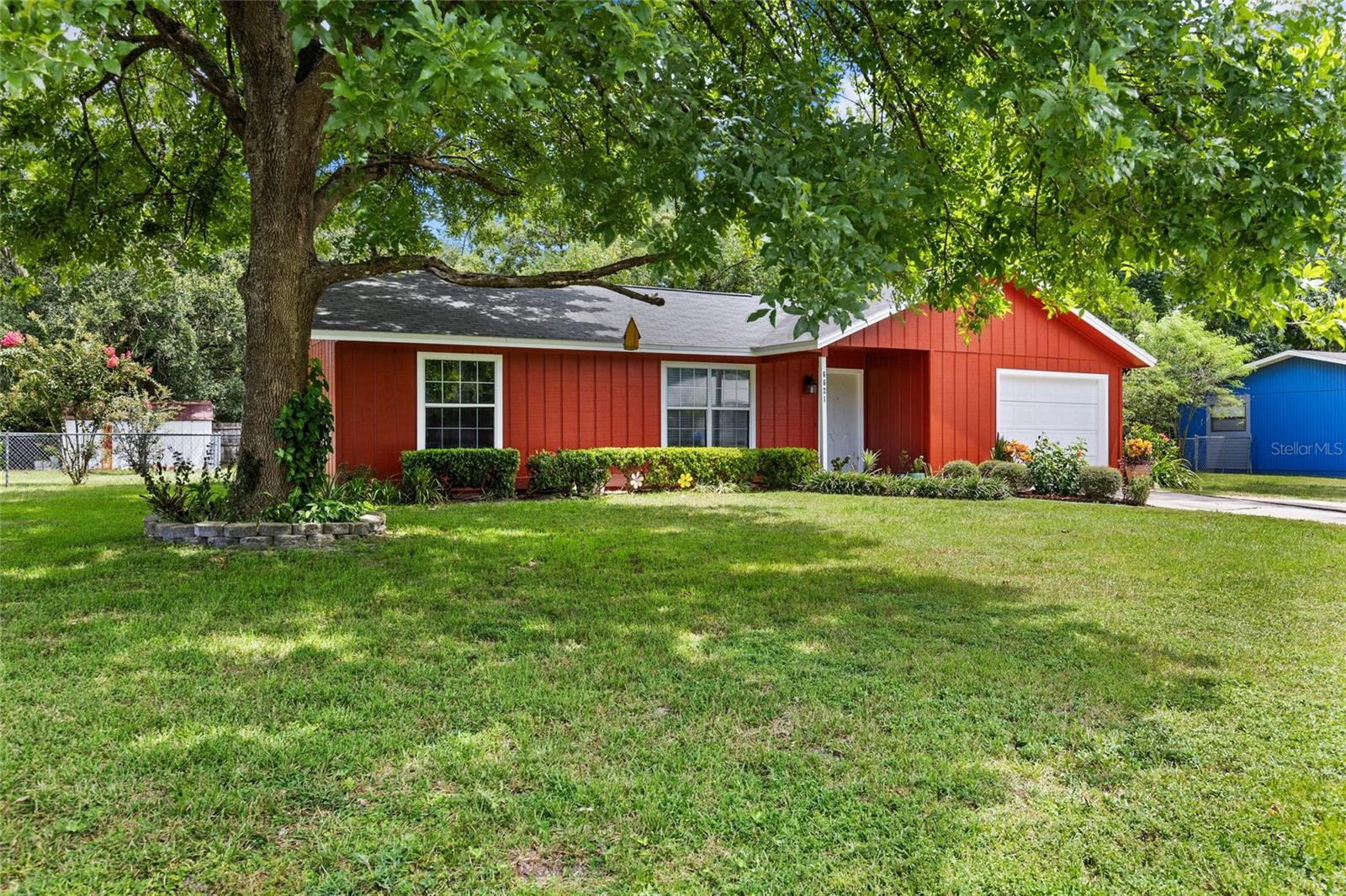 Single Family Residence in GAINESVILLE, FL - Daniel Dourado