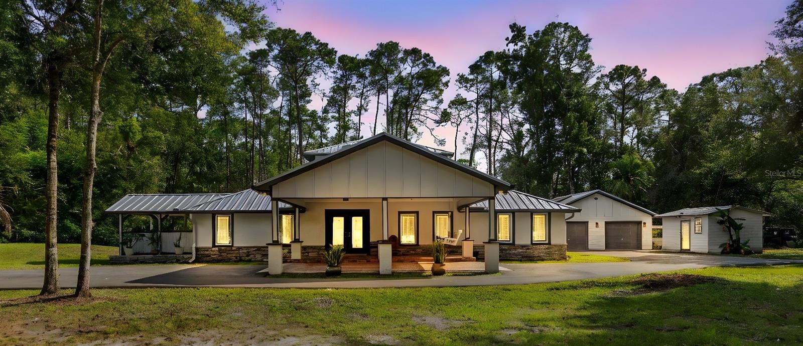 Single Family Residence em WESLEY CHAPEL, FL - Daniel Dourado