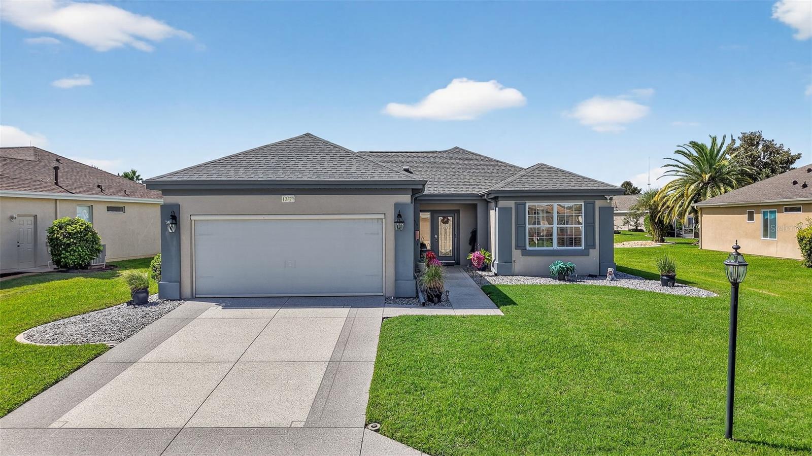 Single Family Residence em SUMMERFIELD, FL - Daniel Dourado