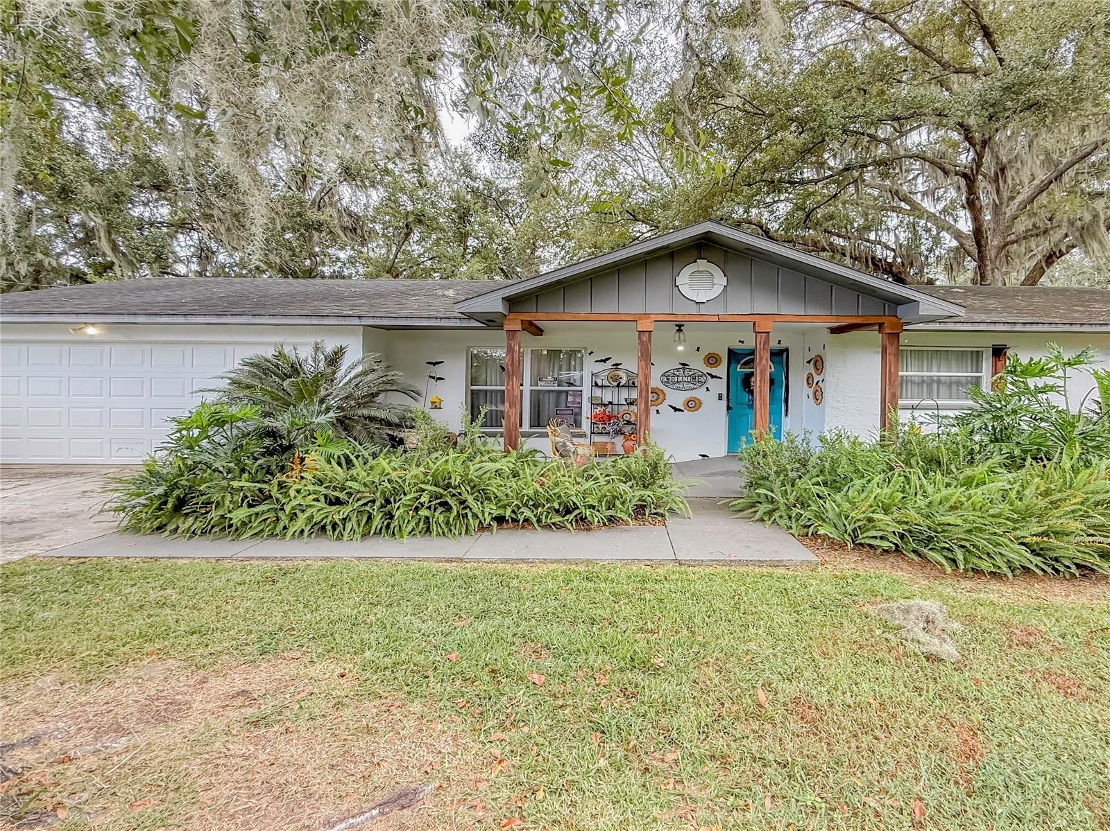 Single Family Residence in LAKELAND, FL - Daniel Dourado