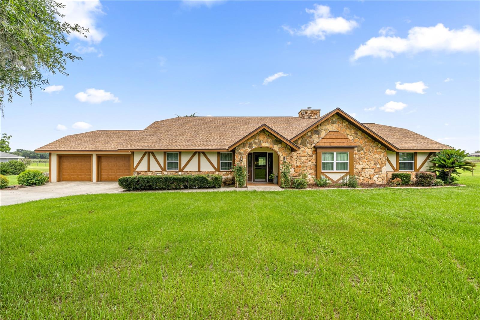 Single Family Residence em OCALA, FL - Daniel Dourado