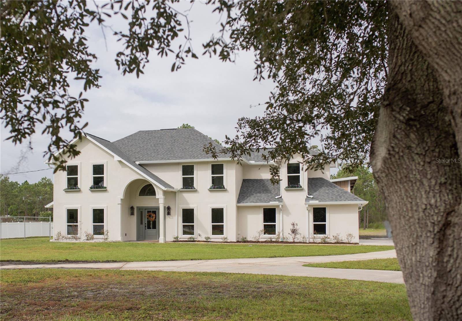 Single Family Residence em ORMOND BEACH, FL - Daniel Dourado