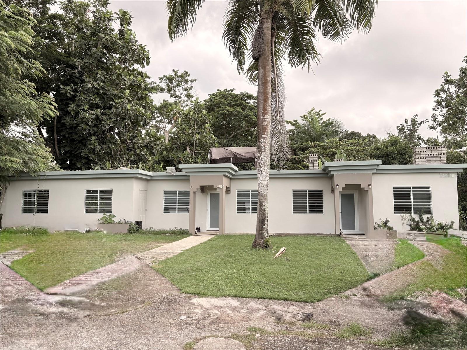 Single Family Residence em CAROLINA, PR - Daniel Dourado