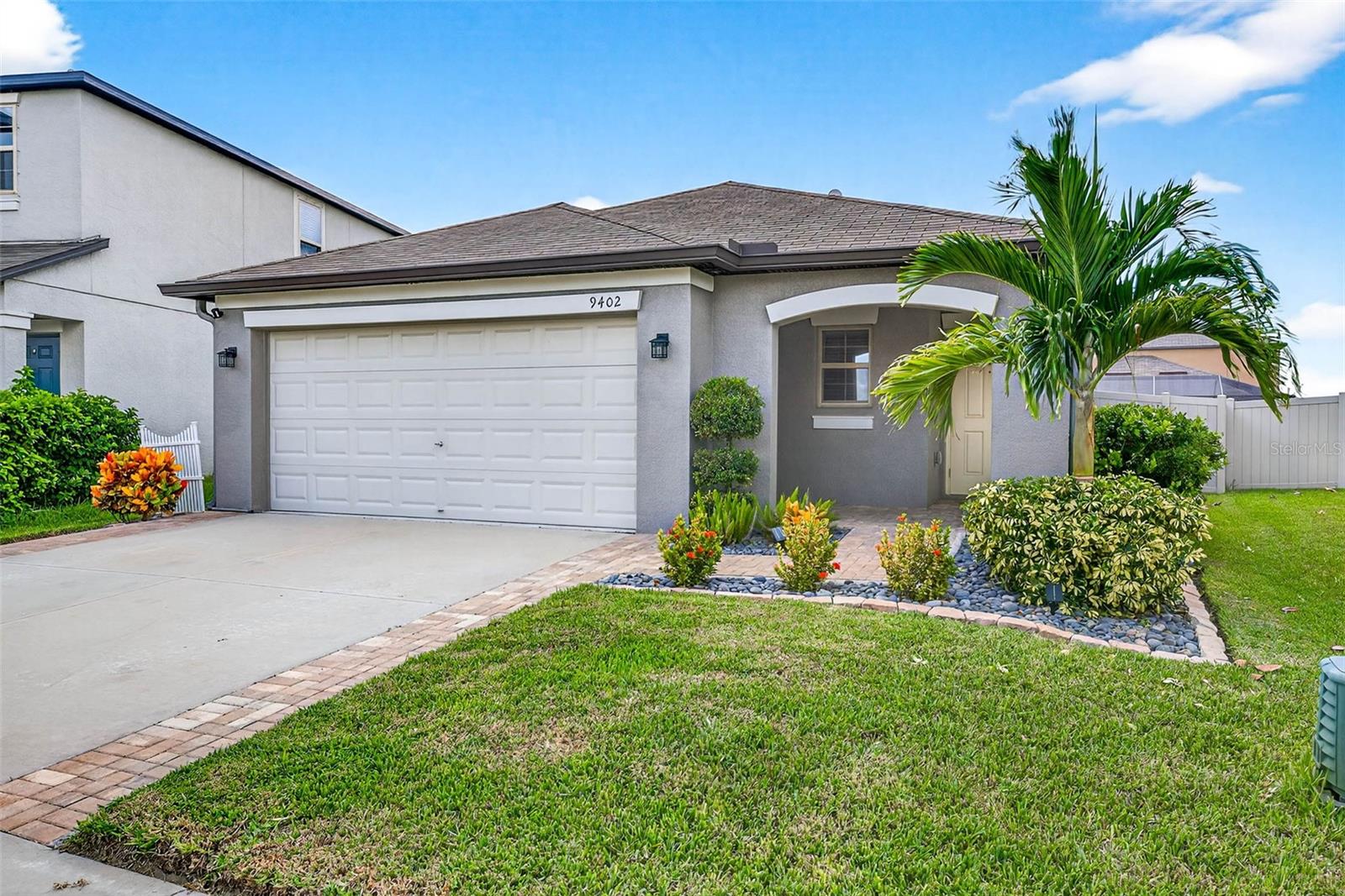 Single Family Residence em SUN CITY CENTER, FL - Daniel Dourado