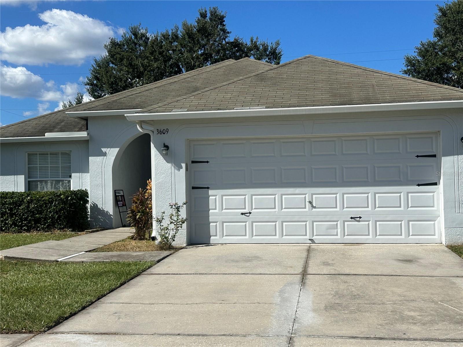 Single Family Residence in PLANT CITY, FL - Daniel Dourado