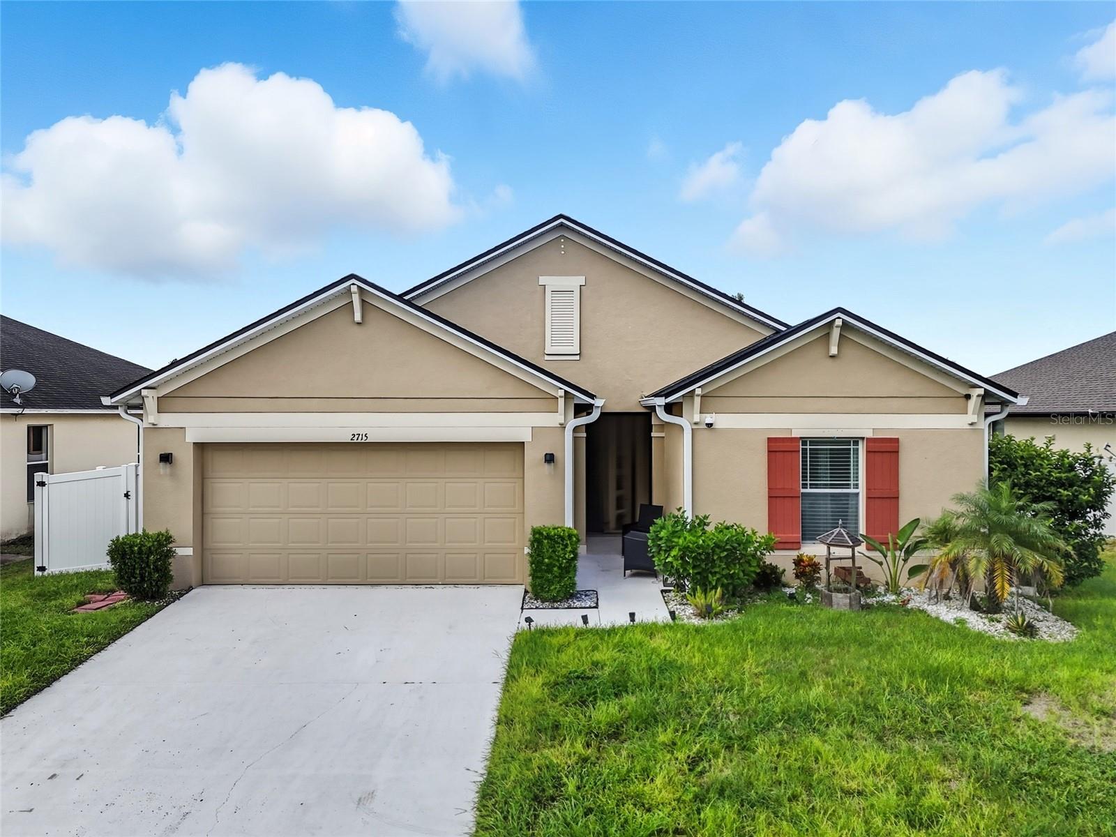 Single Family Residence em KISSIMMEE, FL - Daniel Dourado