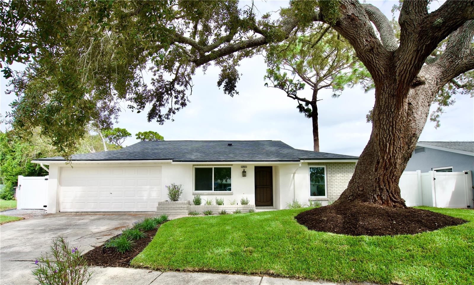 Single Family Residence em LARGO, FL - Daniel Dourado