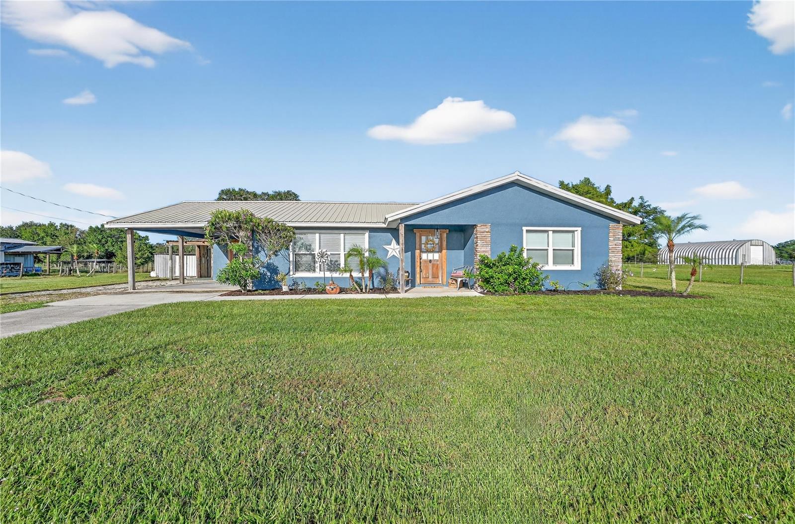 Single Family Residence in SEBRING, FL - Daniel Dourado