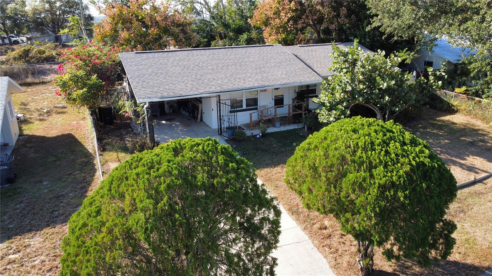 Single Family Residence in LAKE WALES, FL - Daniel Dourado