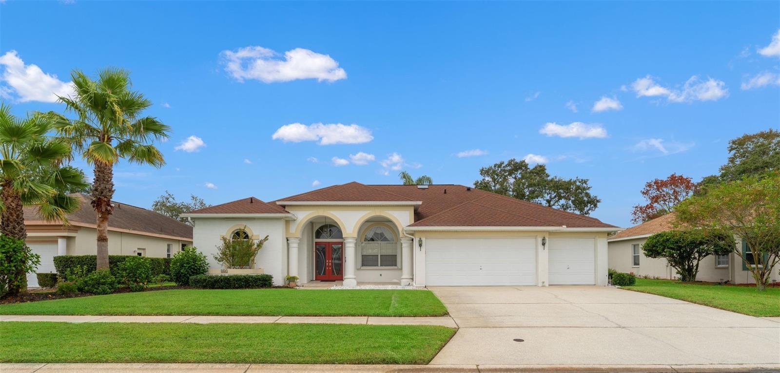 Single Family Residence em SPRING HILL, FL - Daniel Dourado