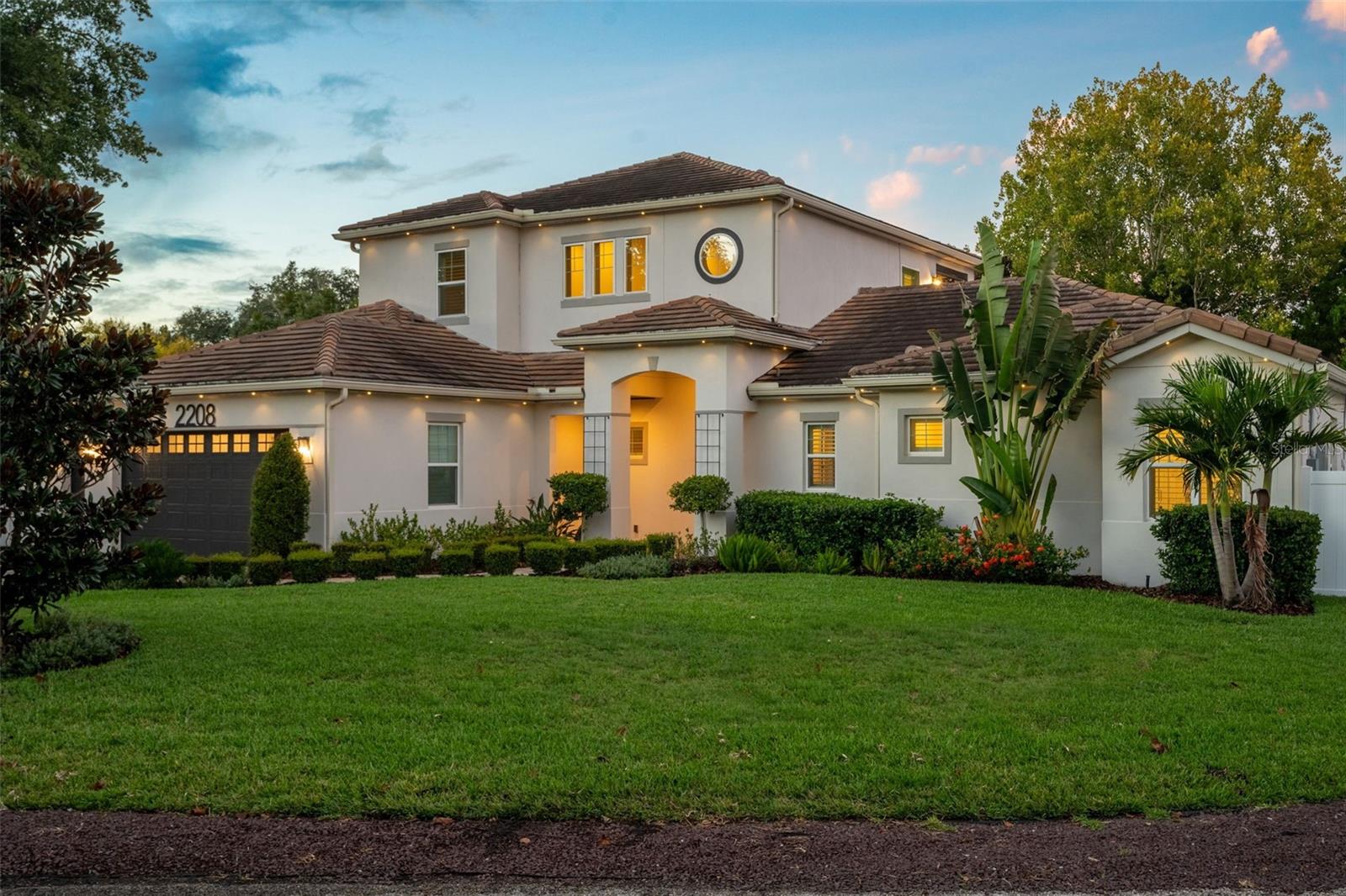 Single Family Residence in LONGWOOD, FL - Daniel Dourado