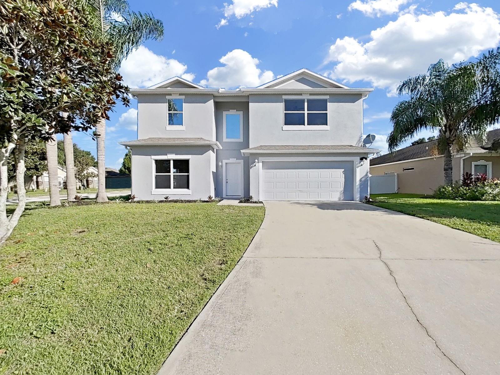 Single Family Residence in AUBURNDALE, FL - Daniel Dourado