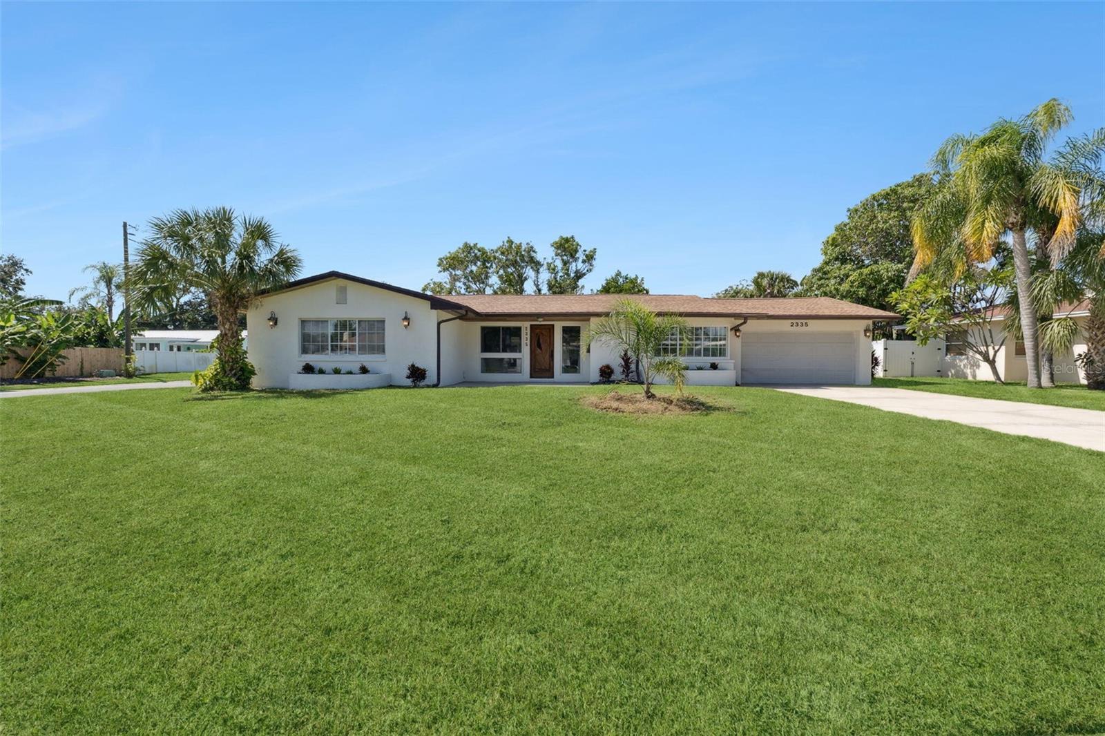 Single Family Residence em ST PETERSBURG, FL - Daniel Dourado