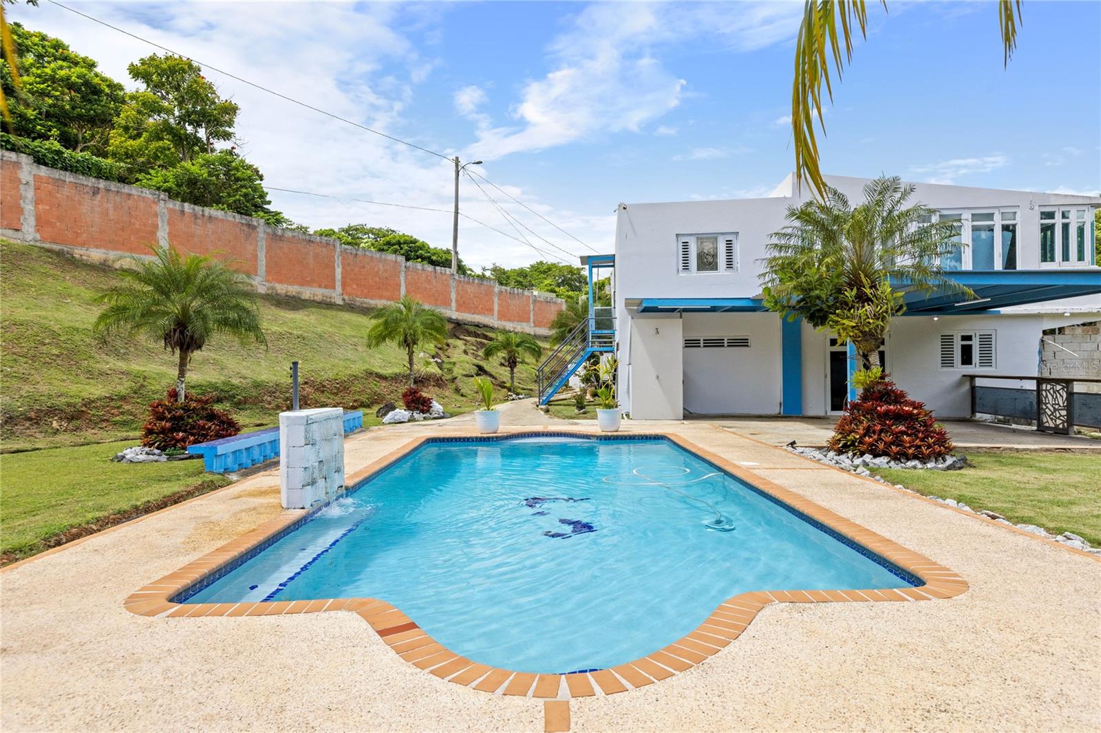 Single Family Residence em GURABO, PR - Daniel Dourado